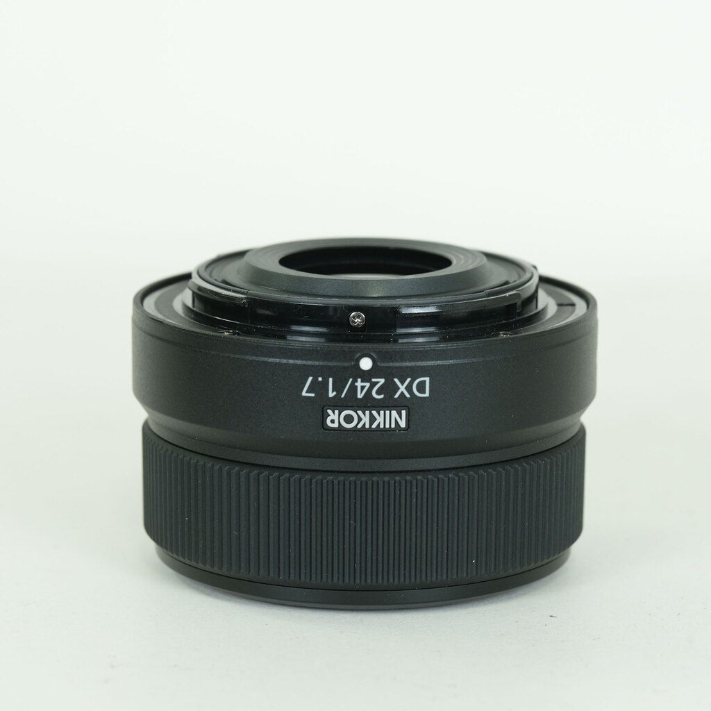 Nikon NIKKOR Z DX 24mm f/1.7