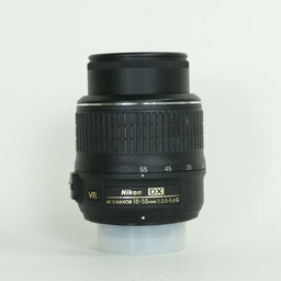 Nikon AF-S DX NIKKOR 18-55mm F3.5-5.6 G VR