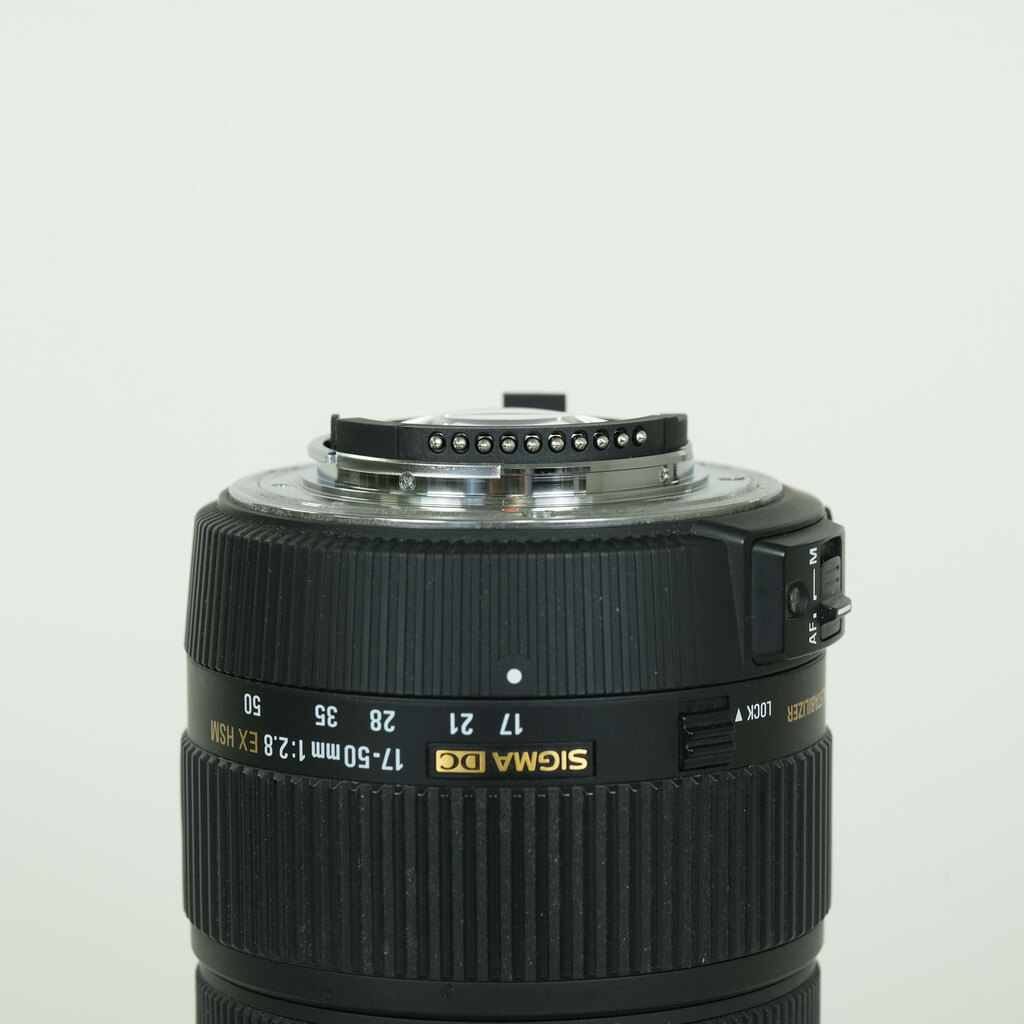 SIGMA 17-50mm F2.8 EX DC OS HSM (ニコンF用)