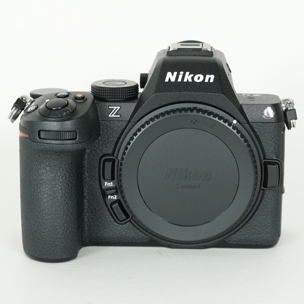 Nikon Z5II [�{�f�B]