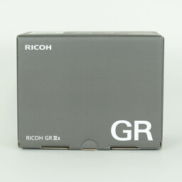 RICOH GR IIIx