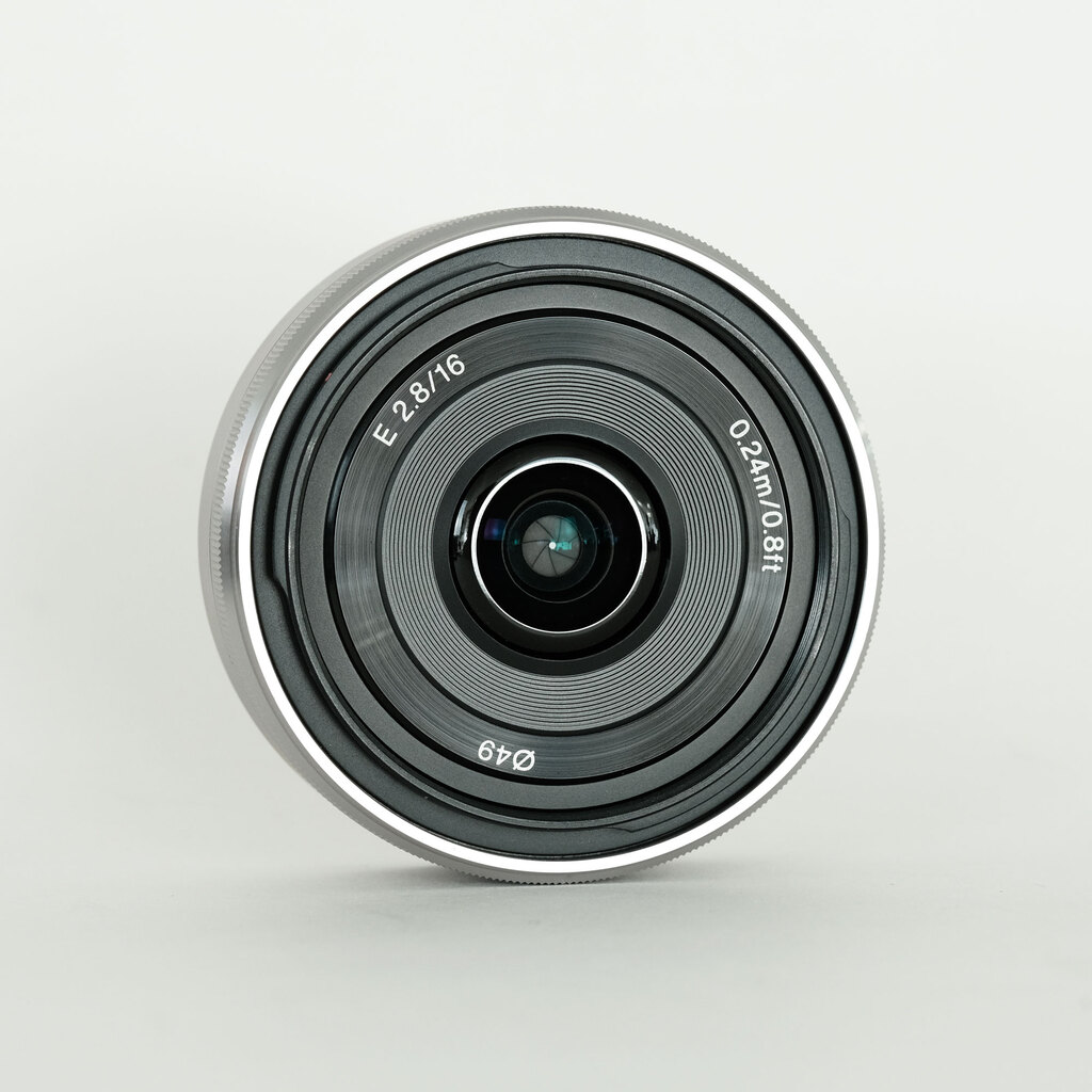 SONY E 16mm F2.8 SEL16F28