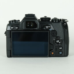 OLYMPUS OM-D E-M1 Mark III