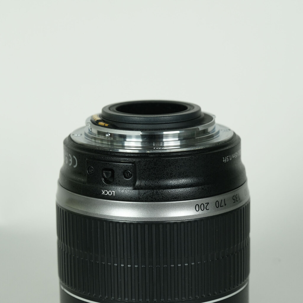 Canon EF-S18-200mm F3.5-5.6 ISの出品 | ONE SCENE（ワンシーン）