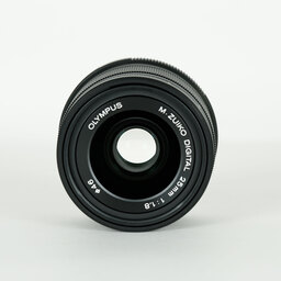 OLYMPUS M.ZUIKO DIGITAL 25mm F1.8