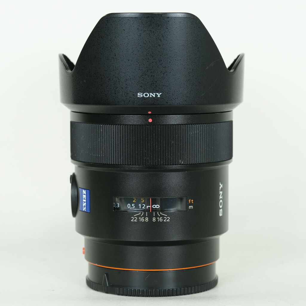 SONY Distagon T* 24mm F2 ZA SSM SAL24F20Z