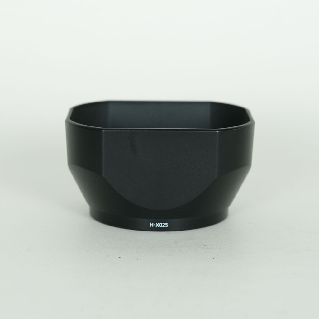 Panasonic LEICA DG SUMMILUX 25mm/F1.4 II ASPH. Panasonic LEICA DG SUMMILUX 25mm/F1.4 II ASPH.