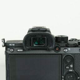 SONY α7 III（ILCE-7M3）