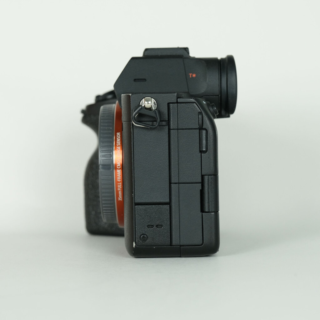 SONY α7S III（ILCE-7SM3）の出品 | ONE SCENE（ワンシーン）