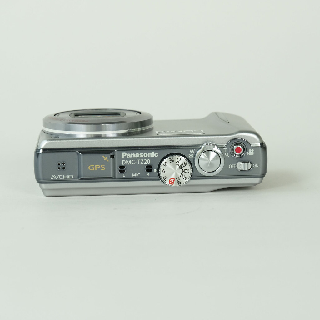 Panasonic LUMIX DMC-TZ20 シルバーの出品 | ONE SCENE（ワンシーン）