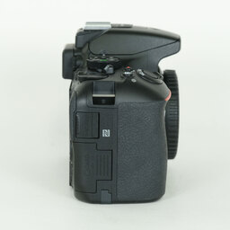 Nikon D5600