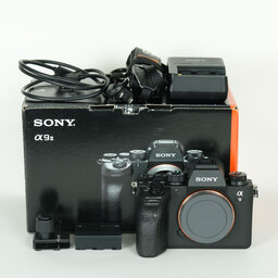 SONY α9 II（ILCE-9M2）