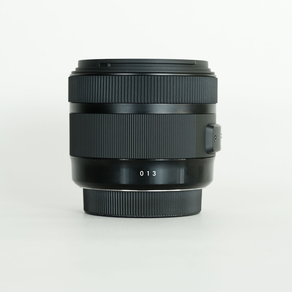 SIGMA sd Quattro & Art 30mm F1.4 DC HSM レンズキット