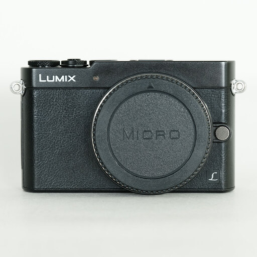 Panasonic LUMIX DMC-GM5ボディ ブラック