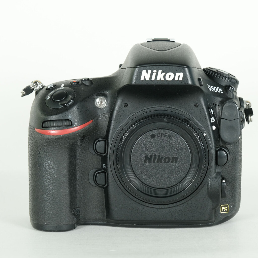 Nikon D800Eの出品 | ONE SCENE（ワンシーン）