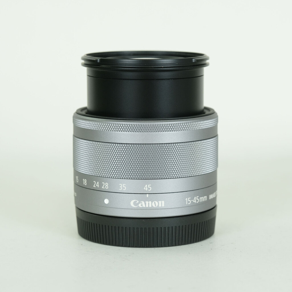 Canon EF-M15-45mm F3.5-6.3 IS STM Canon EF-M15-45mm F3.5-6.3 IS STM