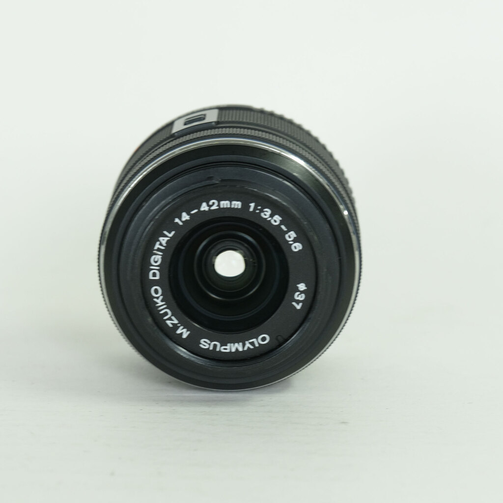OLYMPUS M.ZUIKO DIGITAL 14-42mm F3.5-5.6IIR ブラック