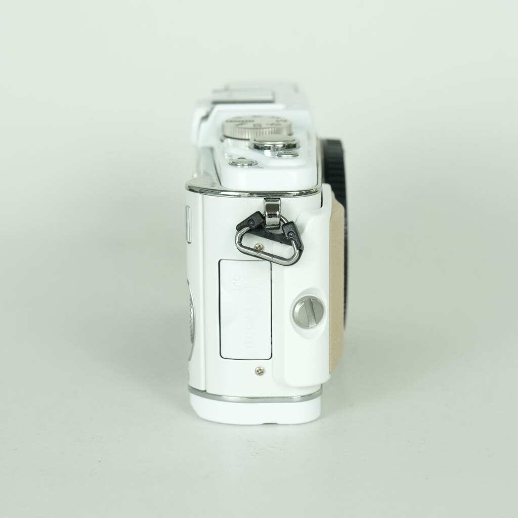 OLYMPUS PEN E-P3 ボディ ホワイト