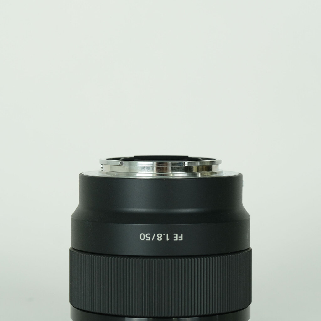 SONY FE 50mm F1.8 SEL50F18Fの出品 | ONE SCENE（ワンシーン）