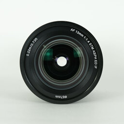 VILTROX AF 13mm F1.4（フジフイルムX用）