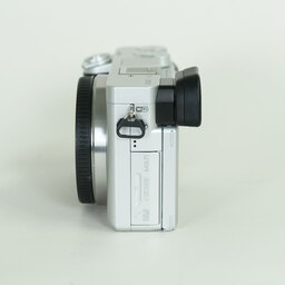 SONY α6400(ILCE-6400) SONY α6400(ILCE-6400)