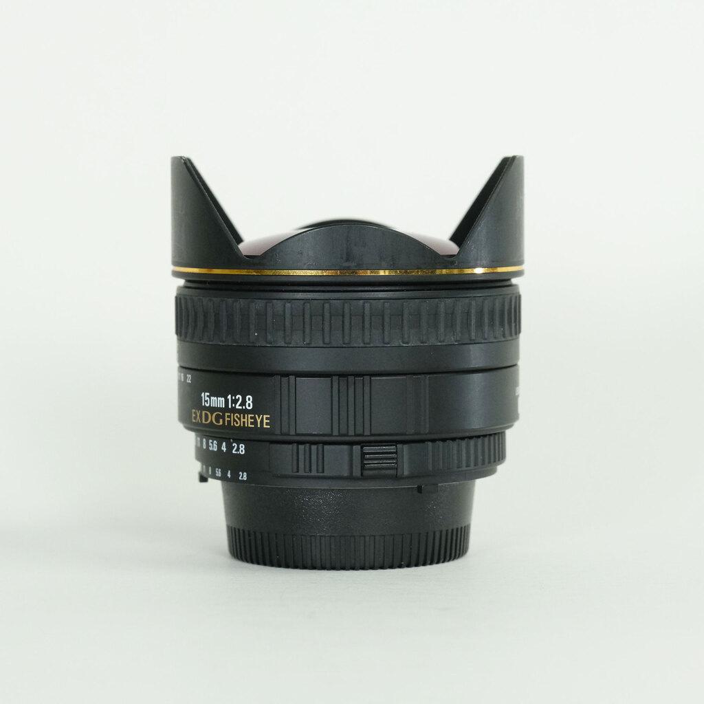 SIGMA 15mm F2.8EX DG DIAGONAL FISHEYE (ニコンF用) SIGMA 15mm F2.8EX DG DIAGONAL FISHEYE (ニコンF用)