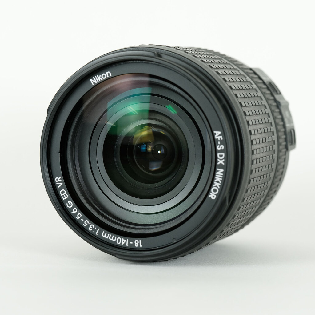 Nikon AF-S DX NIKKOR 18-140mm F3.5-5.6G ED VR