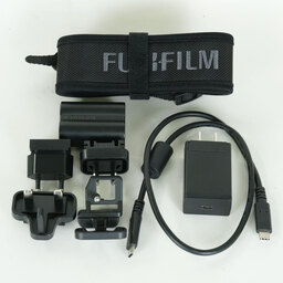 FUJIFILM X-H2 FUJIFILM X-H2