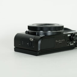 Canon PowerShot G7X Mark II