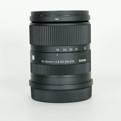 SIGMA 18-50mm F2.8 DC DN｜Contemporary [ライカL用]
