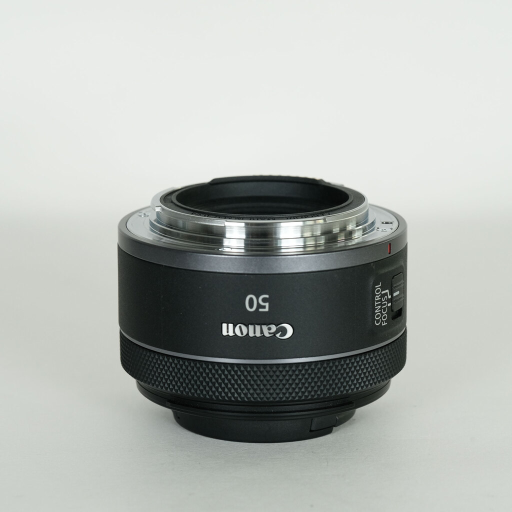 Canon RF50mm F1.8 STM