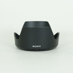 SONY E 18-135mm F3.5-5.6 OSS SEL18135