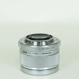 OLYMPUS M.ZUIKO DIGITAL 25mm F1.8 OLYMPUS M.ZUIKO DIGITAL 25mm F1.8