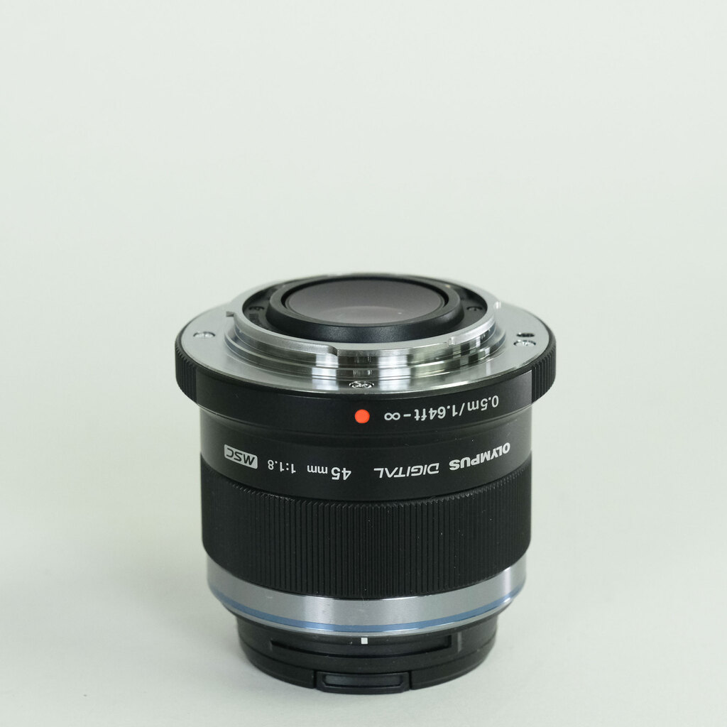 OLYMPUS M.ZUIKO DIGITAL 45mm F1.8