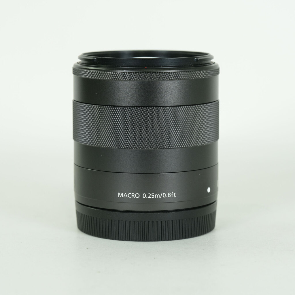 Canon EF-M18-55mm F3.5-5.6 IS STM
