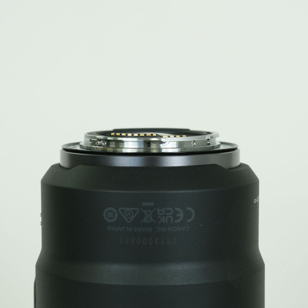 Canon RF135mm F1.8 L IS USM
