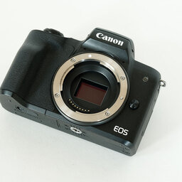 Canon EOS Kiss M