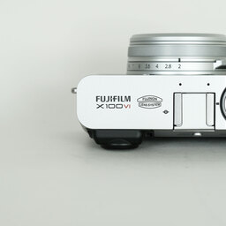FUJIFILM X100VI