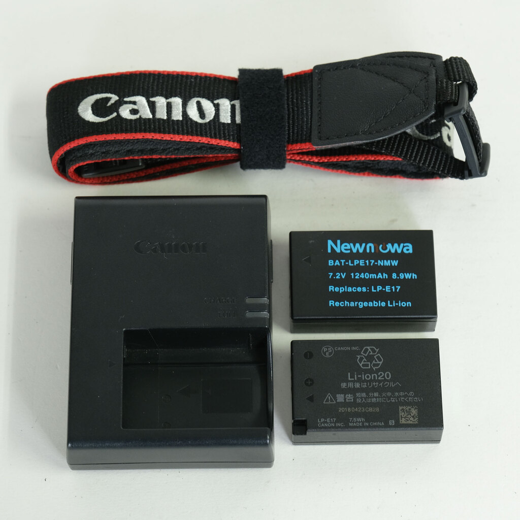 Canon EOS Kiss X9
