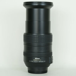 Nikon AF-S DX VR Zoom-Nikkor 18-200mm F3.5-5.6G IF-ED