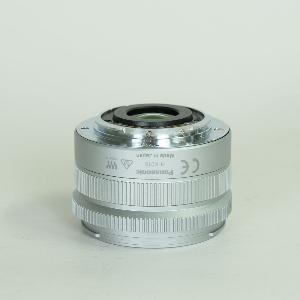 Panasonic LEICA DG SUMMILUX 15mm F1.7 ASPH. Panasonic LEICA DG SUMMILUX 15mm F1.7 ASPH.