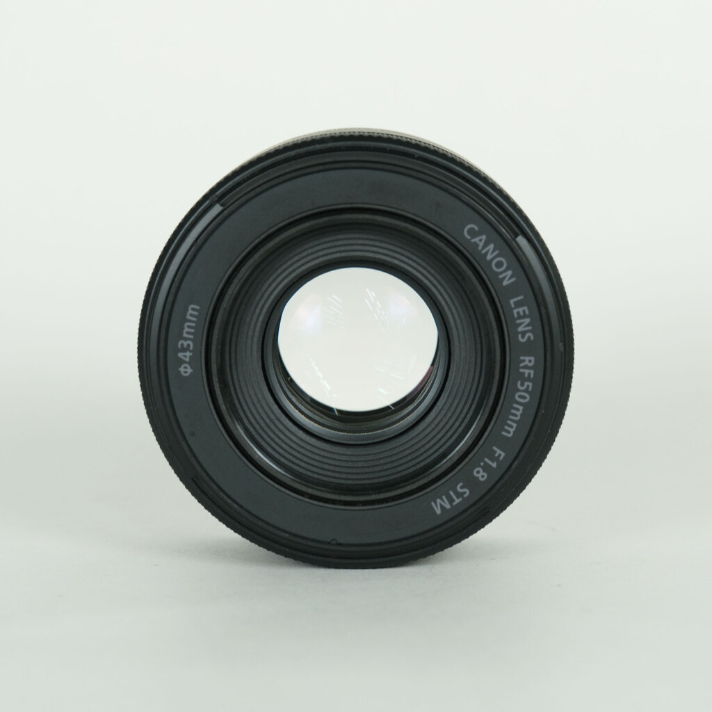 Canon RF50mm F1.8 STM Canon RF50mm F1.8 STM