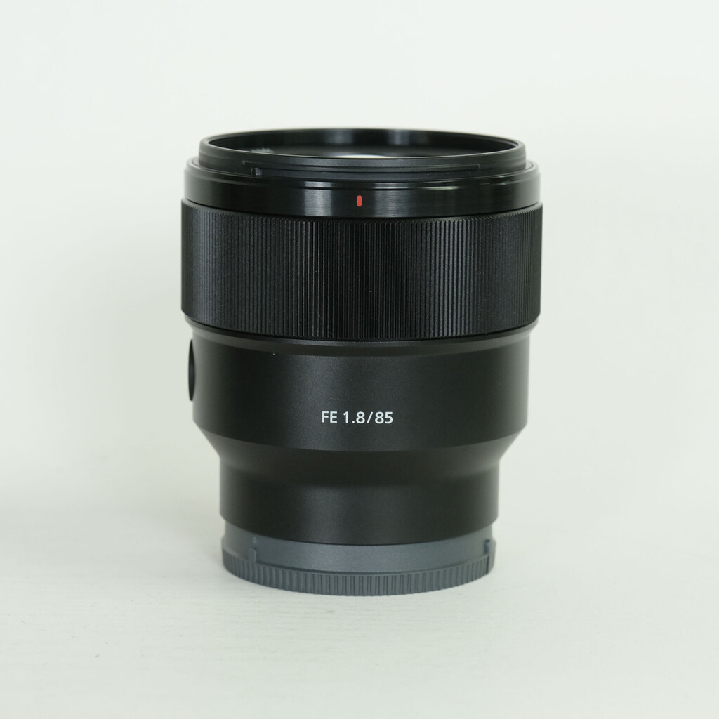 SONY FE 85mm F1.8 SEL85F18