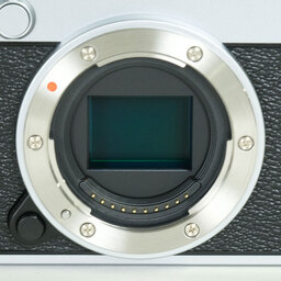 FUJIFILM X-E5
