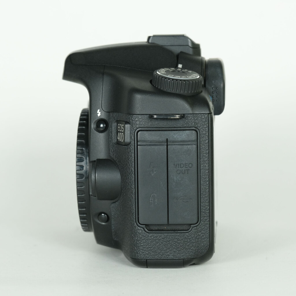Canon デジタル一眼レフカメラ EOS 40D ボディ EOS40D レンズ Amazon | Canon デジタル一眼レフカメラ EOS 40D ボディ EOS40D
