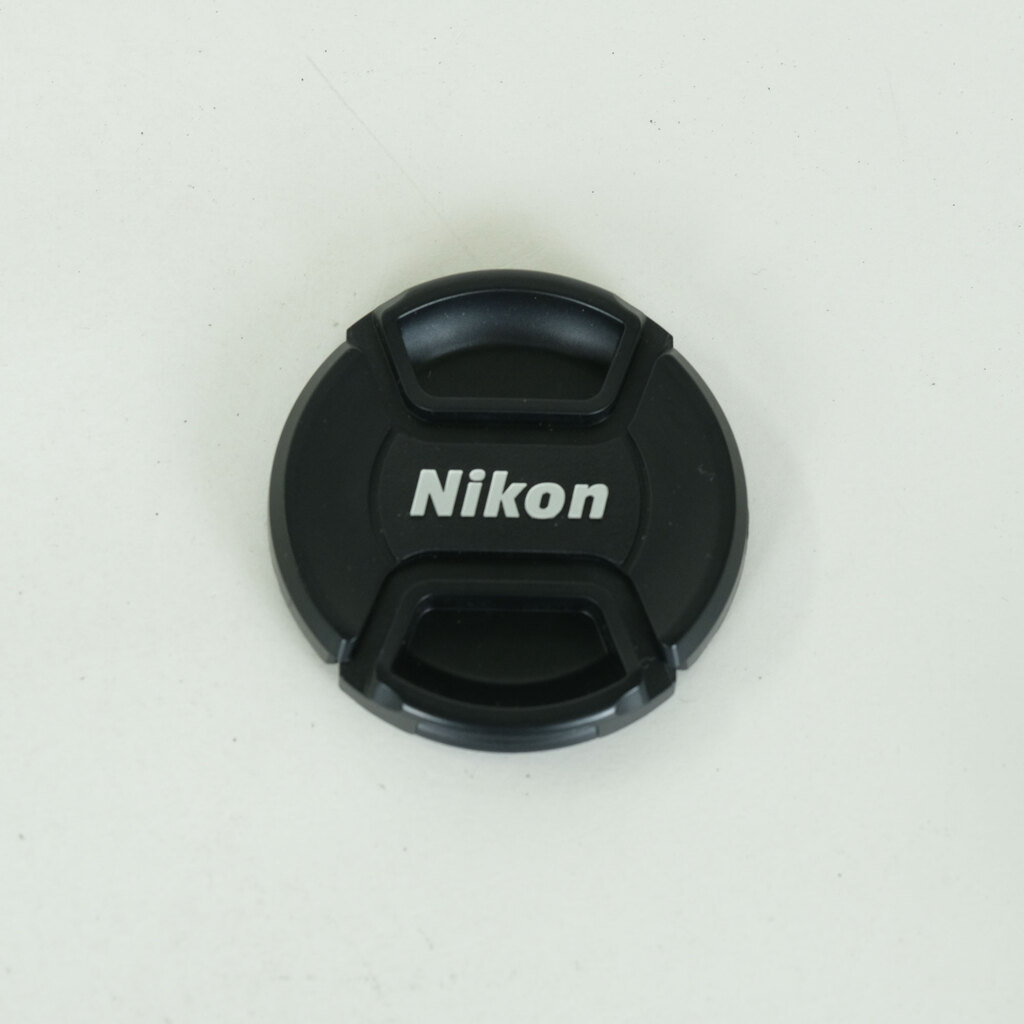 Nikon AF-P DX NIKKOR 70-300mm f/4.5-6.3G ED VR Nikon AF-P DX NIKKOR 70-300mm f/4.5-6.3G ED VR