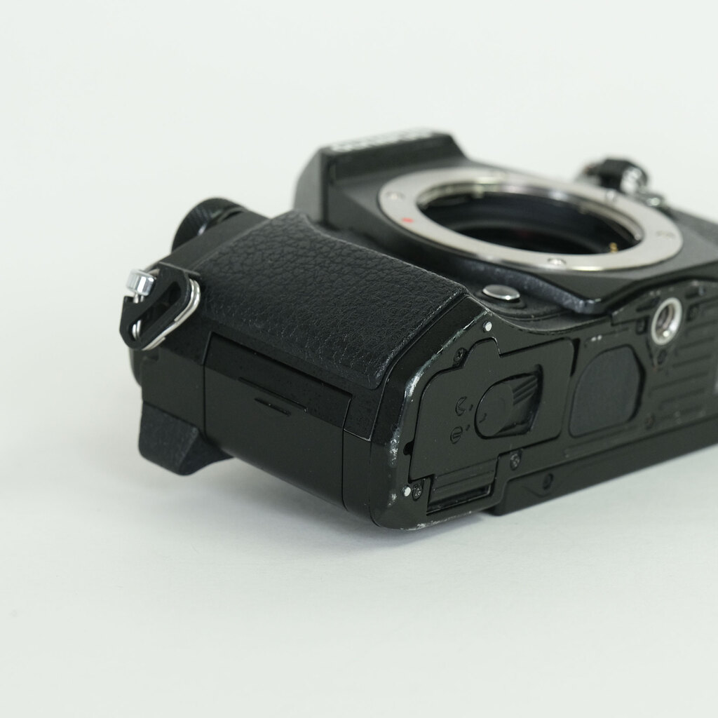 OLYMPUS OM-D E-M5 Mark II
