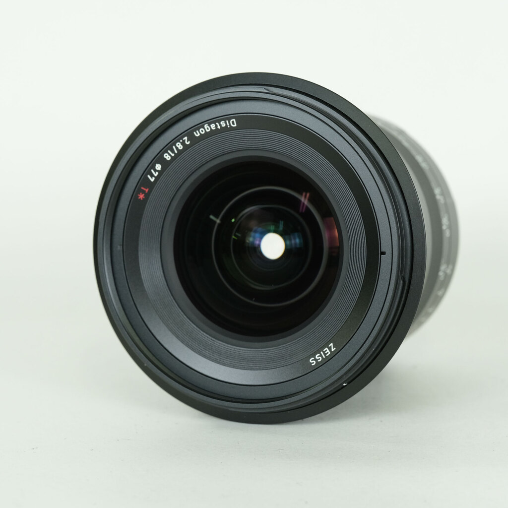 Carl Zeiss Milvus 2.8/18 ZE Carl Zeiss Milvus 2.8/18 ZE