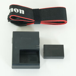 Canon EOS 9000D Canon EOS 9000D