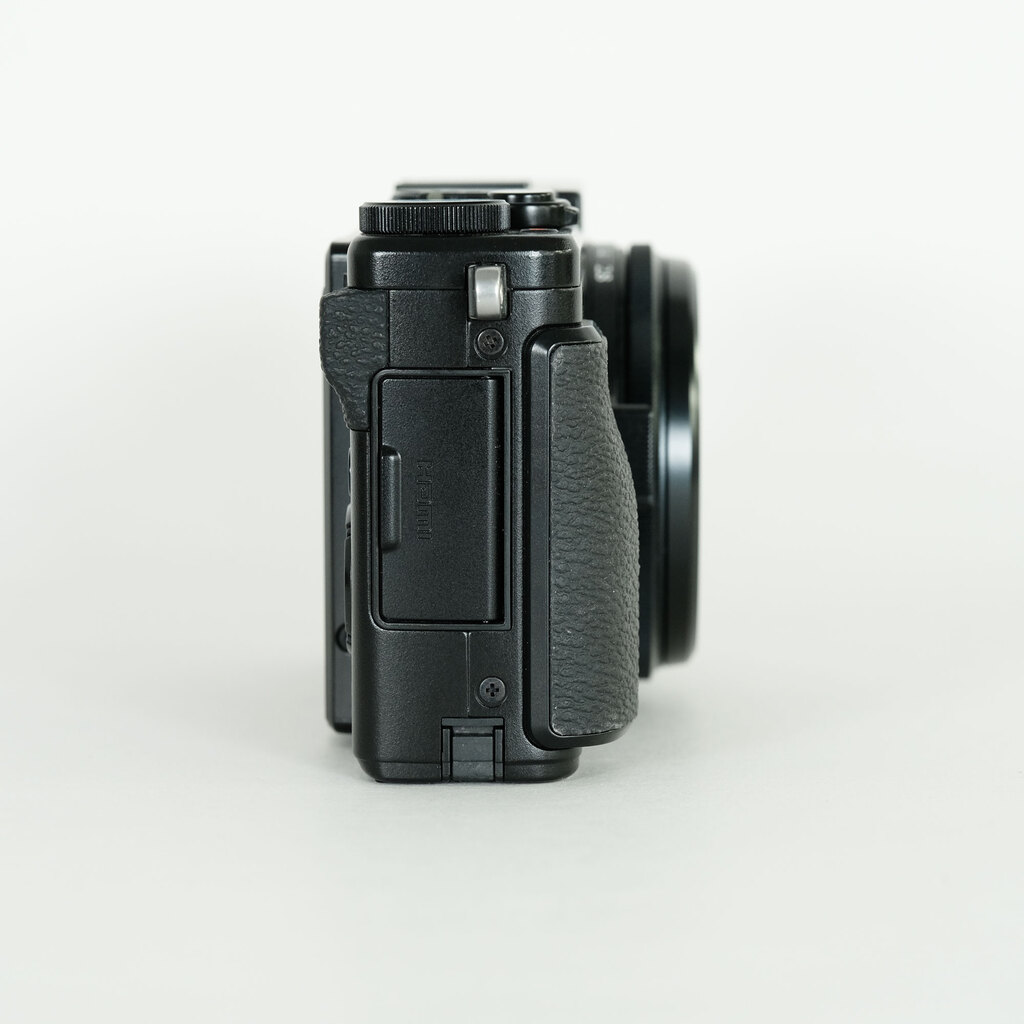 FUJIFILM X70 ブラック